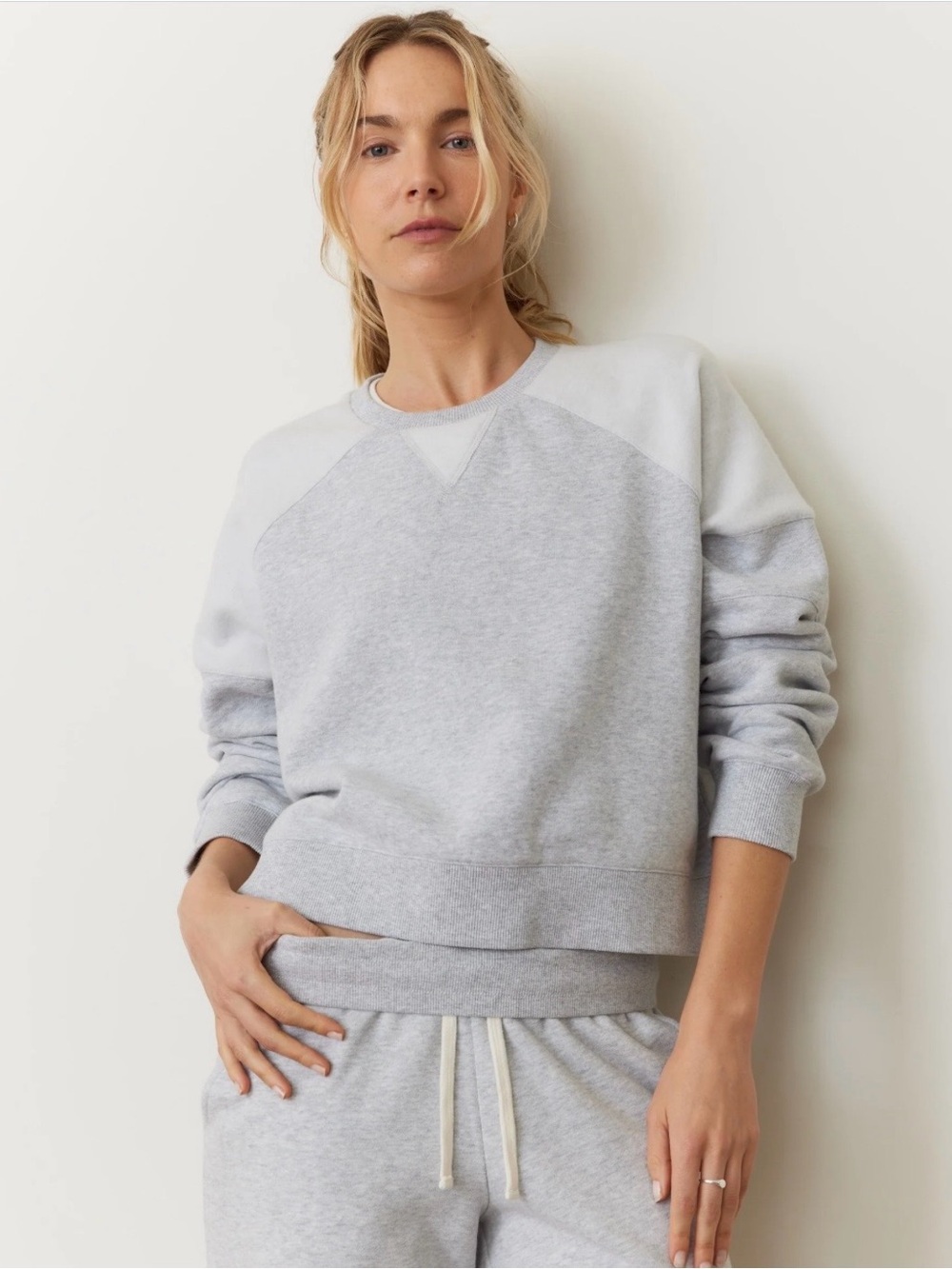 Marine Layer Cloud 9 Fleece Crop Raglan Crewneck Sweatshirt-Grey